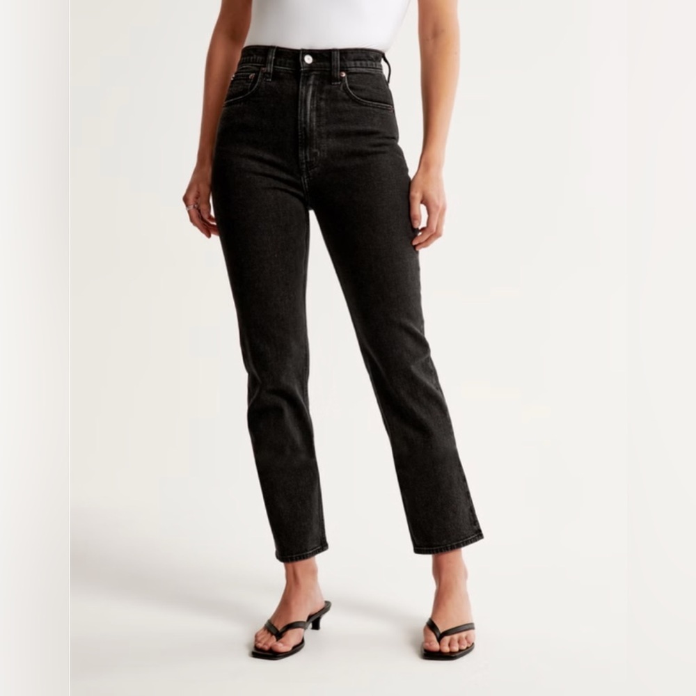 Abercrombie Ultra High Rise Ankle Straight Jeans